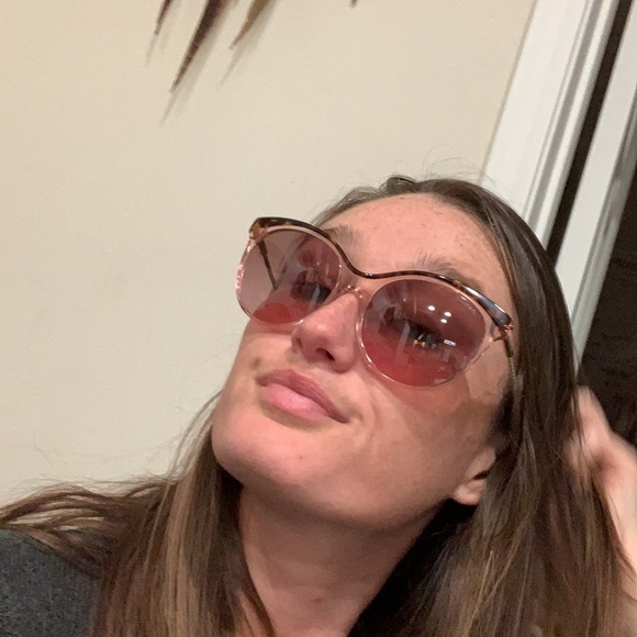 Unique Tiffany Sunglasses - Picture 2 of 11